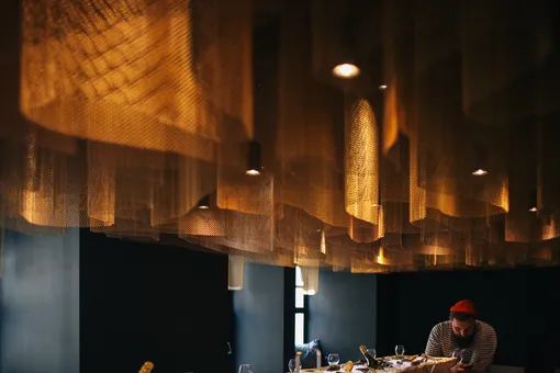 Максим Ползиков в ресторане «Рыбторг»