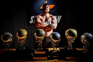 Школьная травля, аутизм и бодибилдинг: Том Столтман рассказал о своем пути к званию самого сильного человека в мире Школьная травля, аутизм и бодибилдинг: Том Столтман рассказал о своем пути к званию самого сильного человека в мире