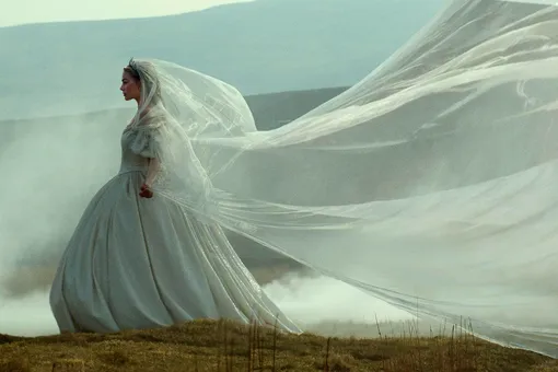 Марго Робби в фильме «Грозовой перевал» (2026)