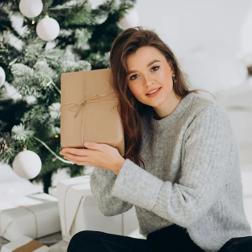 Что подарить девушке, которая увлекается спортом: несколько вариантов для предстоящих праздников