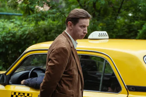 Дмитрий Лысенков в сериале «Трёшка» Дмитрий Лысенков в сериале «Трёшка»