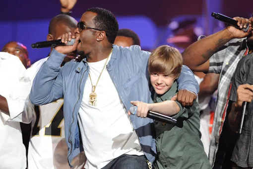 Шон «Пи Дидди» Комбс и Джастин Бибер, 2010 год