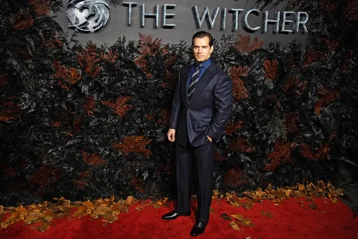 Генри Кавилл на мировой премьере сериала «Ведьмак» в Лондоне в 2019 году