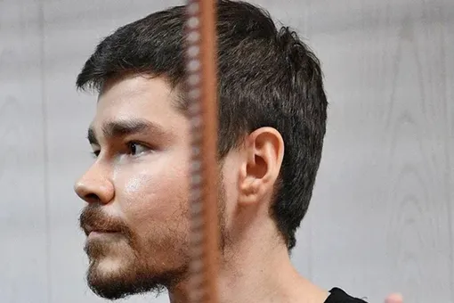 «Успешный успех» закончился сроком: блогера Аяза Шабутдинова приговорили к 7 годам колонии за мошенничество