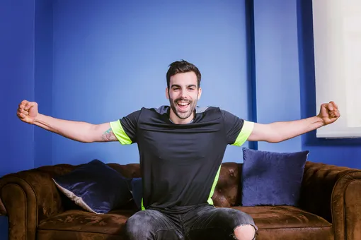 Я попробовал вирусную «иммерсивную» тренировку из TikTok. Как прокачать все тело за пару минут? Я попробовал вирусную «иммерсивную» тренировку из TikTok. Как прокачать все тело за пару минут?