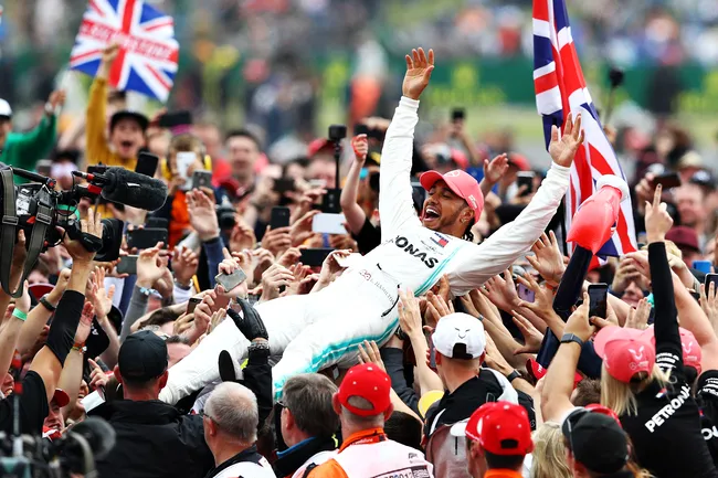 Финишная прямая: Льюис Хэмилтон готов завершить карьеру в Ф-1 ради создания семьи с Ким Кардашьян