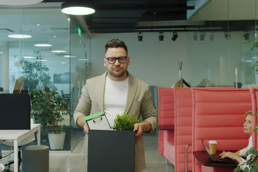 ИИ идет за вашей работой: россиян ждет новая волна массовых увольнений в 2026 году ИИ идет за вашей работой: россиян ждет новая волна массовых увольнений в 2026 году