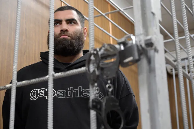 Арсена Маркаряна приговорили к 4,5 годам колонии. Он полностью признал вину