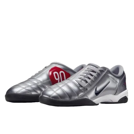 Nike Total 90