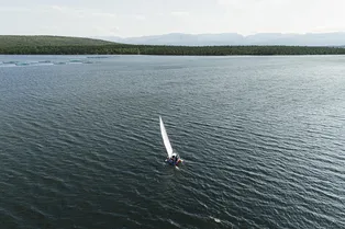 Экспедиция на озеро Имандра: чем может удивить природа Арктики?