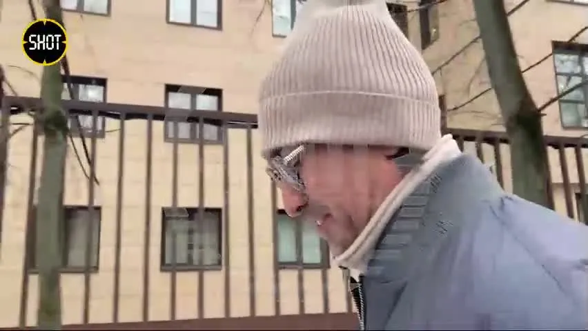 Нажми и смотри