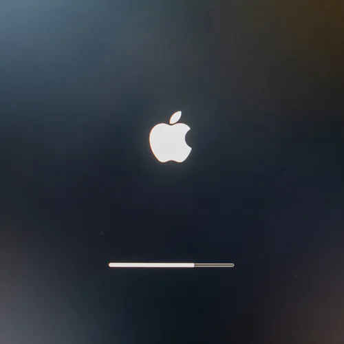 Telega превращает айфоны в кирпичи? Пользователи жалуются на проблемы, а разработчики отрицают свою причастность