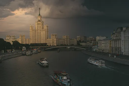 В Москву идет осень: на следующей неделе москвичей ждут похолодание и дожди В Москву идет осень: на следующей неделе москвичей ждут похолодание и дожди