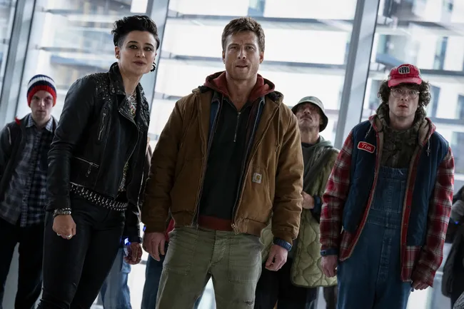 От «Бугонии» до «Проснись, мертвец»: критики назвали 15 лучших фильмов 2025 года