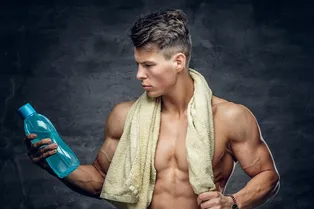 Как правильно пить воду перед тренировкой Как правильно пить воду перед тренировкой