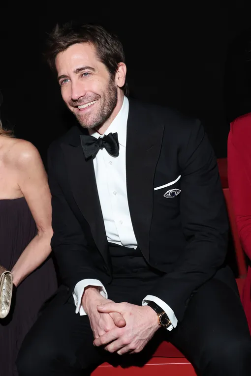 Джейк Джилленхол на показе коллекции в Милане Джейк Джилленхол на показе коллекции в Милане