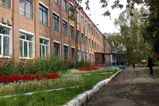 Семиклассница устроила поножовщину в школе Канска: среди пострадавших есть дети Семиклассница устроила поножовщину в школе Канска: среди пострадавших есть дети
