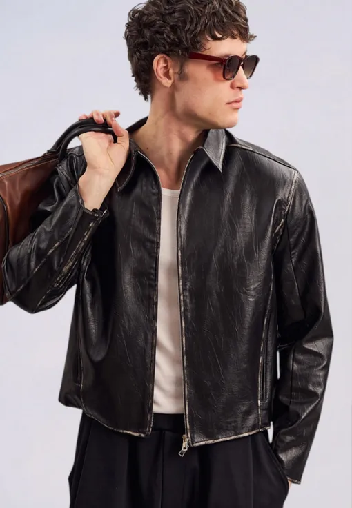 Adam Saint, 15 750 руб.