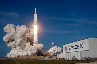 Илон Маск станет еще богаче? SpaceX готовится к самому масштабному выходу на IPO в истории