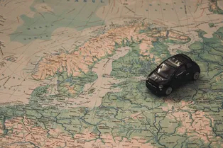 Вахта вместо офиса: почему зумеры отказываются от традиционной карьеры