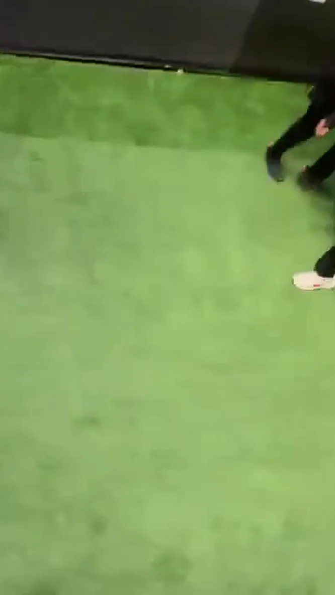 Нажми и смотри