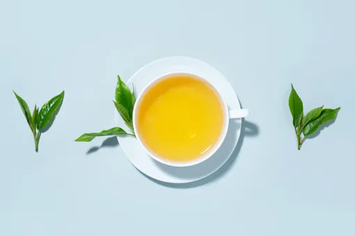 Безопасная доза чая и кофе: сколько чашек напитков можно выпить и не навредить здоровью Безопасная доза чая и кофе: сколько чашек напитков можно выпить и не навредить здоровью