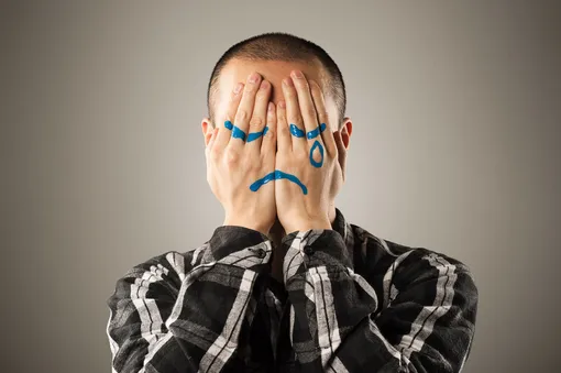 Плачущий мужчина Плачущий мужчина