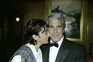 В TikTok появился верифицированный аккаунт Джеффри Эпштейна: он набрал боле 1 млн подписчиков за сутки В TikTok появился верифицированный аккаунт Джеффри Эпштейна: он набрал боле 1 млн подписчиков за сутки