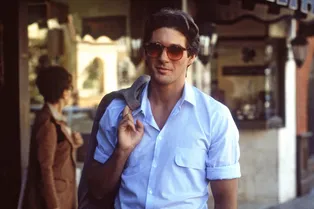 Революция Джорджо: как «Американский жиголо» сделал Армани великим Революция Джорджо: как «Американский жиголо» сделал Армани великим