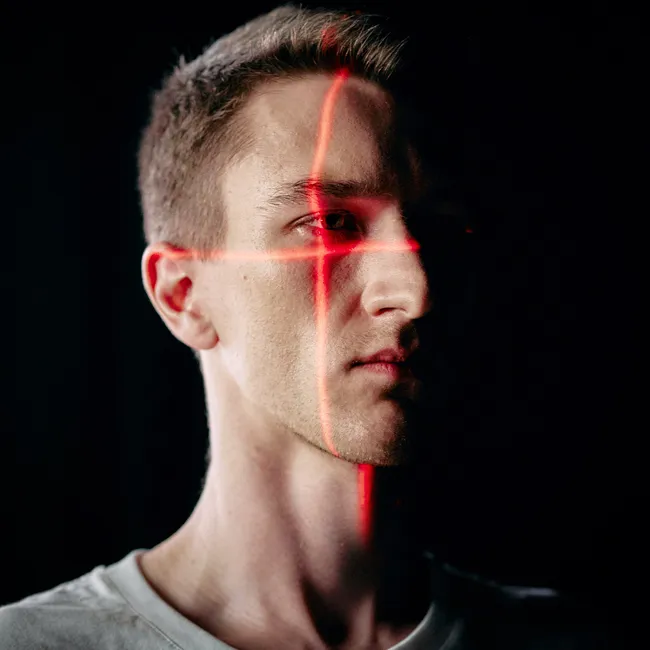 Мифы о лазерной коррекции зрения: разрушаем страхи и фобии