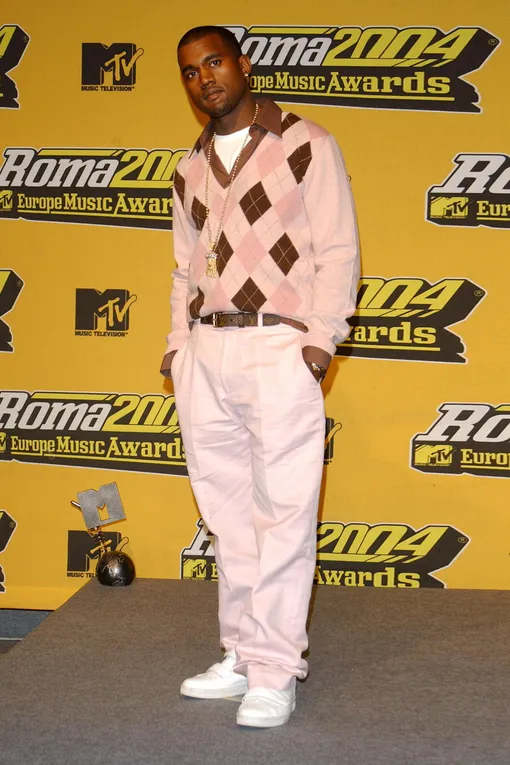 Канье Уэст на церемонии вручения премии MTV Europe Awards, 2004 г.