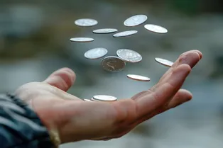 Платить будут каждому: в Госдуме предложили ввести безусловный базовый доход для всех россиян