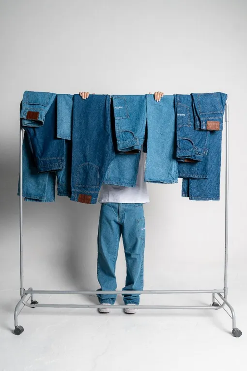 Как правильно ухаживать за джинсами