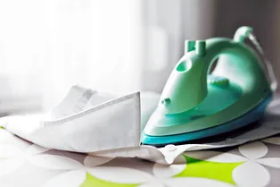 Как погладить рубашку за 5 минут до идеального состояния