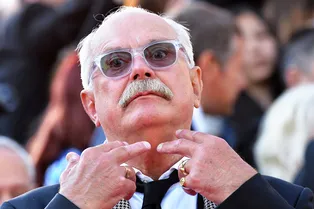 Что такое идиопатическая пневмония, которую диагностировали у 77-летнего Никиты Михалкова