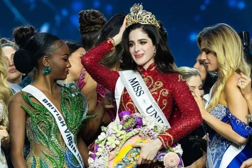 Самая красивая девушка мира пойдет под суд: она перешла дорогу организаторам «Мисс Вселенной» Самая красивая девушка мира пойдет под суд: она перешла дорогу организаторам «Мисс Вселенной»