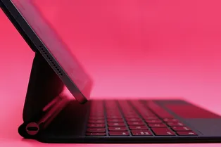 Смартфоны и ноутбуки подорожают: в Росси появится новый сбор на импортные гаджеты