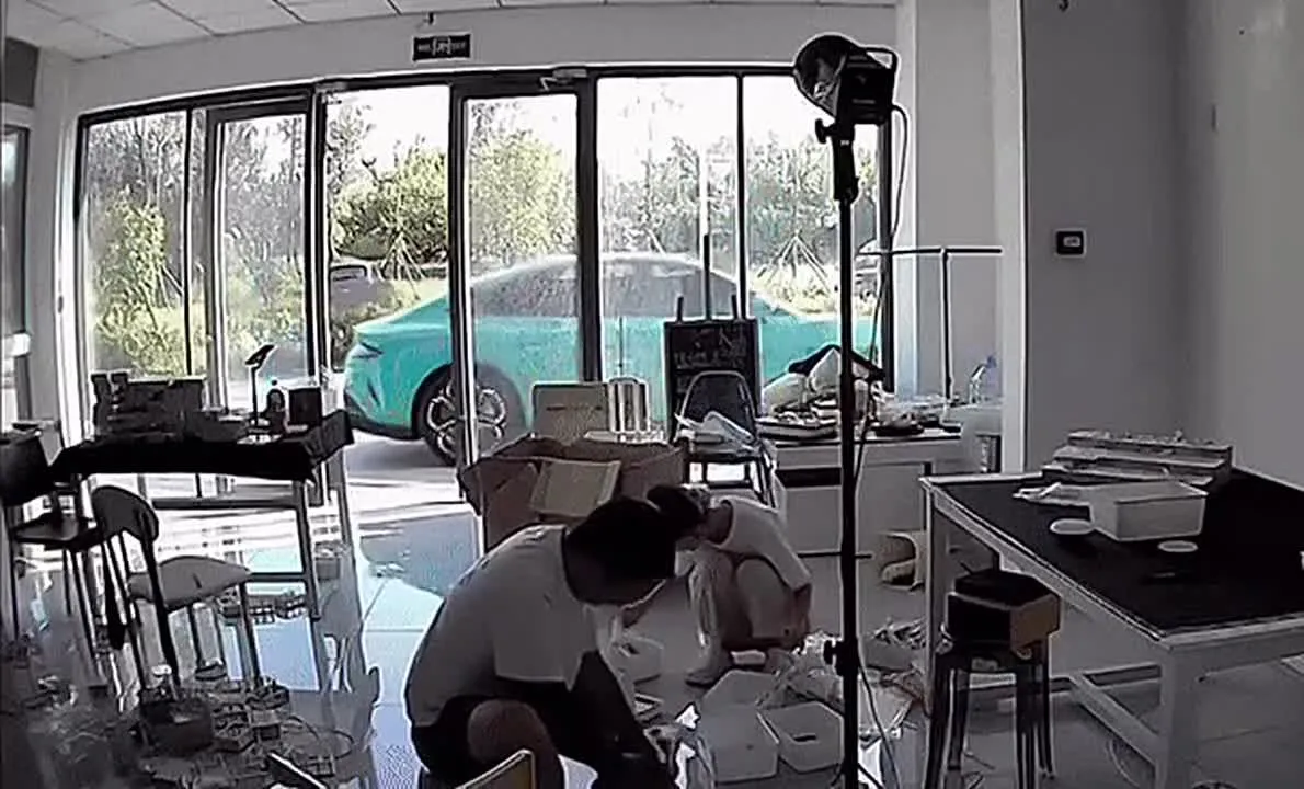 Нажми и смотри Нажми и смотри