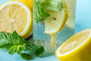 10 продуктов, которые охлаждают организм в жару 10 продуктов, которые охлаждают организм в жару