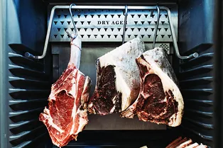 Что такое выдержанное мясо и чем оно лучше парного?