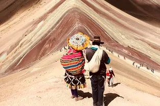 Ночует на улице, добывает еду в океане: российский турист оказался без денег в Америке и не знает, как выбраться Ночует на улице, добывает еду в океане: российский турист оказался без денег в Америке и не знает, как выбраться