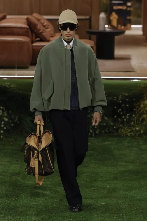 Louis Vuitton Louis Vuitton