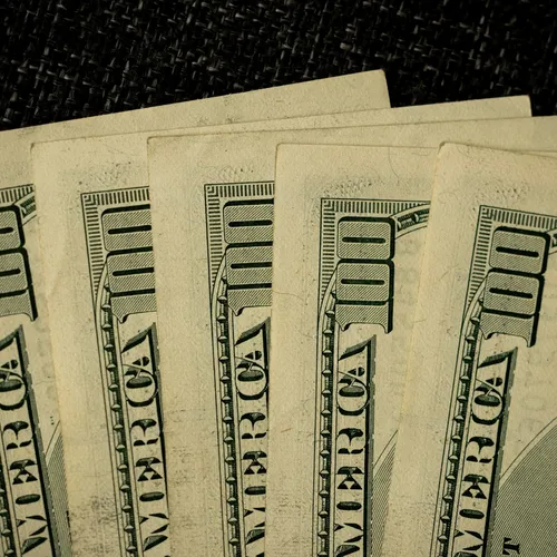 Доллар и рубль ждут новые испытания: как будут меняться курсы валют с 13 апреля