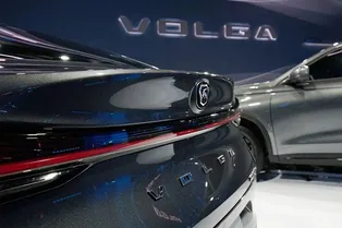 В сети появилось видео кроссовера с шильдиками Volga: какой на самом деле будет новая «Волга»