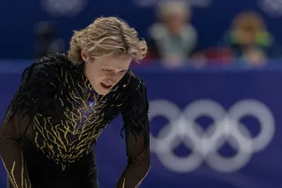 Илья Малинин не получил золото: звезда Олимпиады занял лишь 8 место в индивидуальном турнире