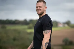 Я каждый вечер ел бургеры и сбросил 85 кг без диеты. Вот мой простой секрет похудения