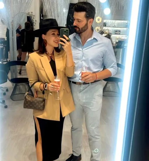 Мэнни и Елена придумали тренд на прогулке