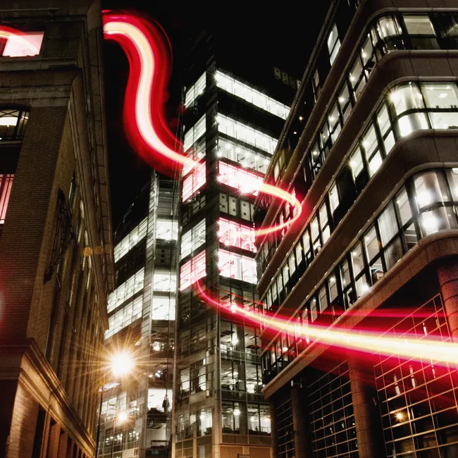 Белые списки в России, арест Дурова и обыски в X во Франции: эпоха свободного интернета закончилась?