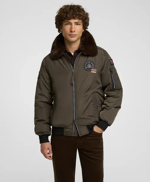 Куртка бомбер