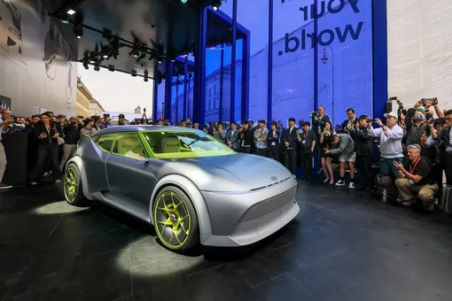 Hyundai представила электрокар с салоном из переработанных отходов: как выглядит «мусорный» автомобиль